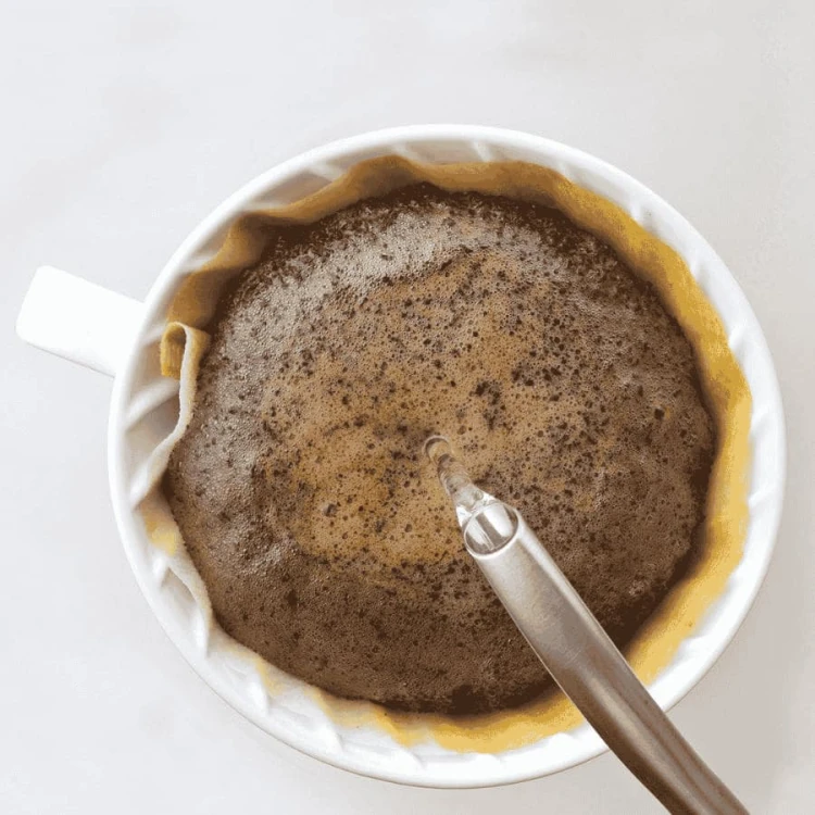Hario dripper V60-01 ceramiczny biały | CoffeeLove